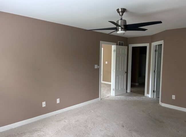 Building Photo - 1313 Provident Creek Ct