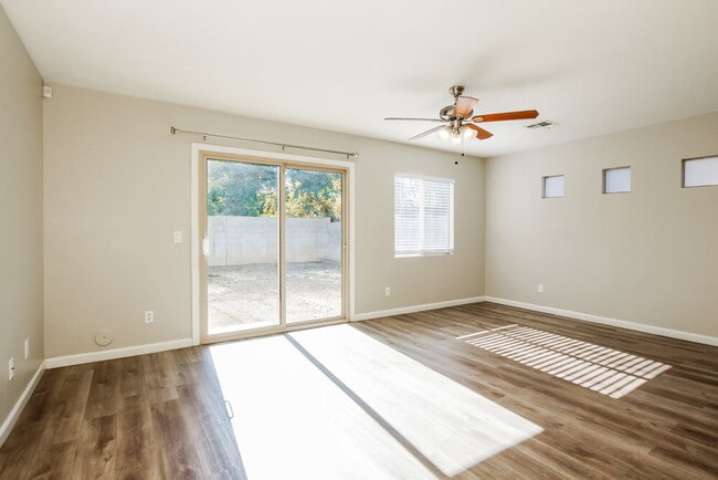 Building Photo - 8345 W Hughes Dr