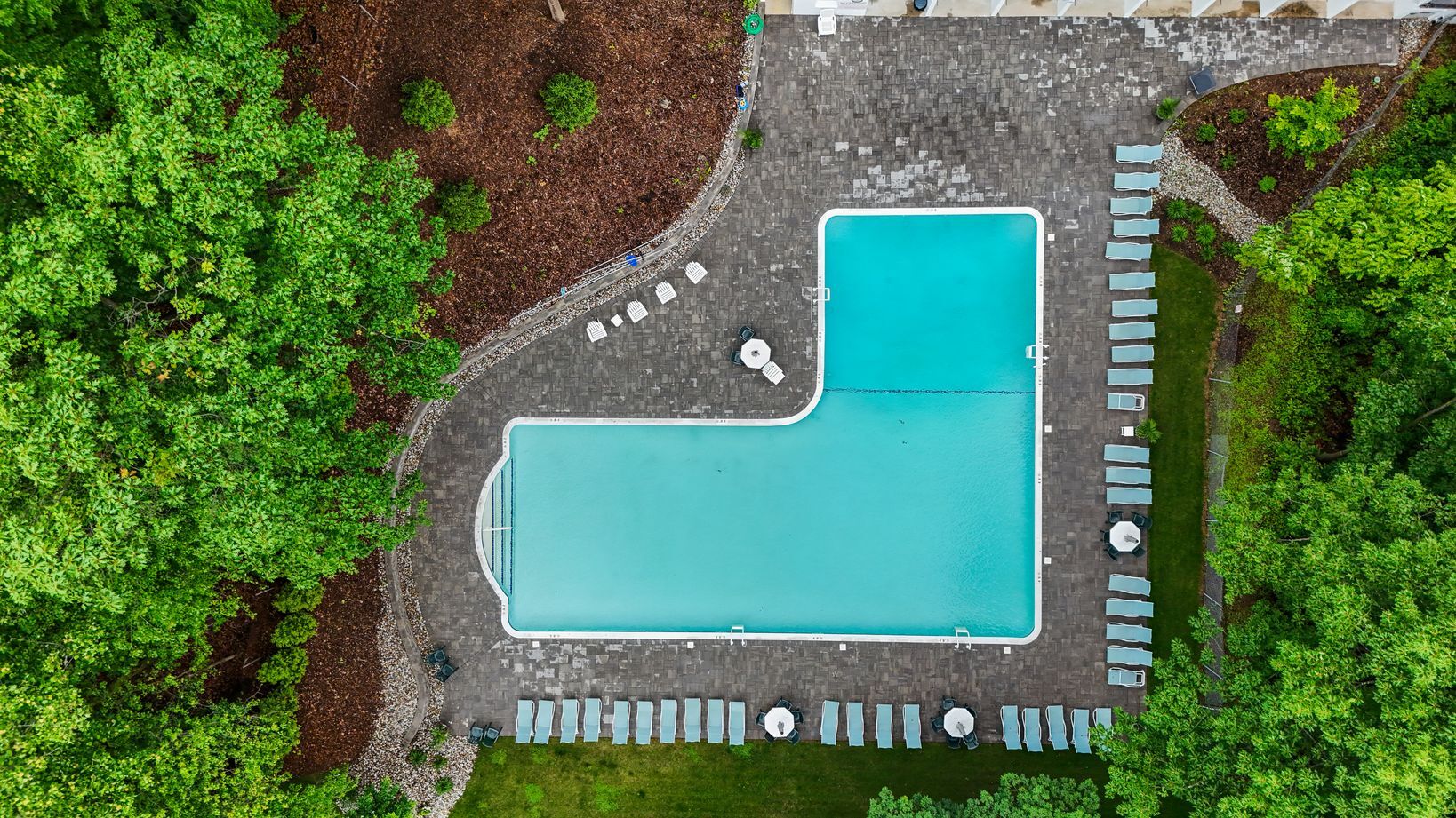 Outdoor Pool - 33B Troy Dr