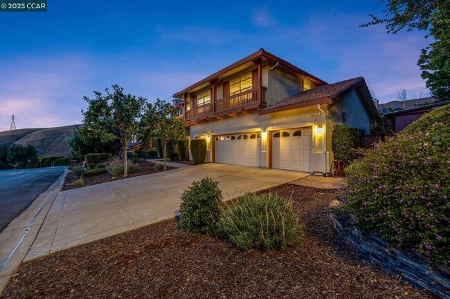 Building Photo - 1105 Peacock Creek Dr