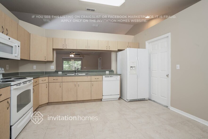 Building Photo - 6789 Shepherd Oaks Rd