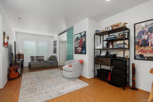 Building Photo - 307 Longden Ln