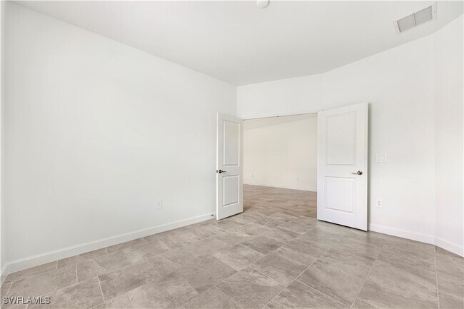 Building Photo - 19613 Hinkley Dr