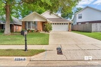 Building Photo - 8254 Magnolia Village Dr N