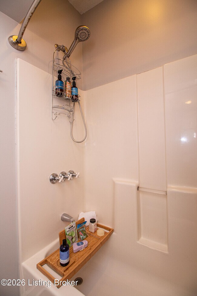 Building Photo - 1825 Frankfort Ave