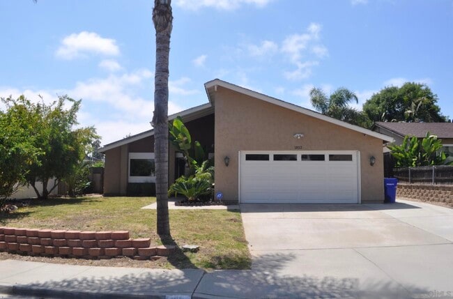 Primary Photo - 1852 Sonoma Ln