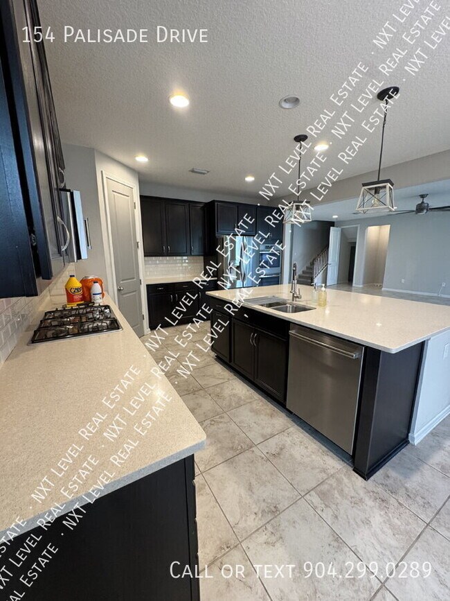 Building Photo - 154 Palisade Dr