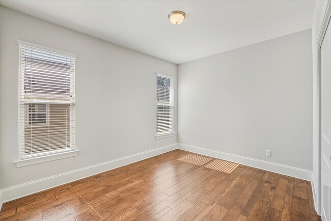 Building Photo - 1743 Brush Hill Rd