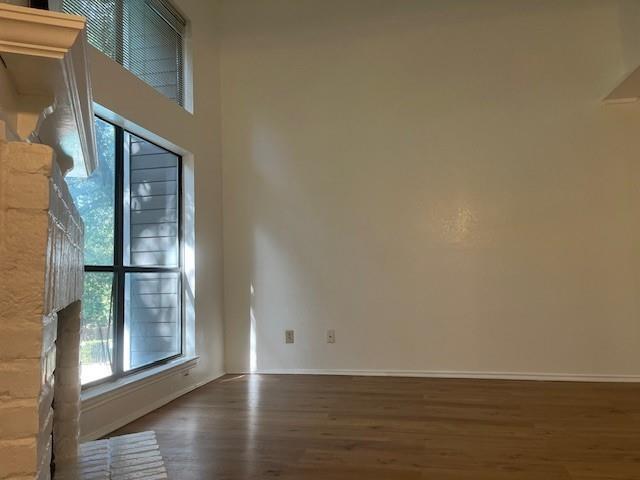 Building Photo - 5840 Spring Valley Rd