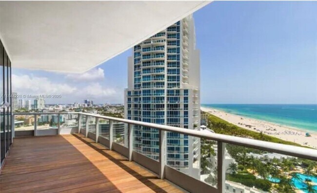 Building Photo - 100 South Pointe Dr