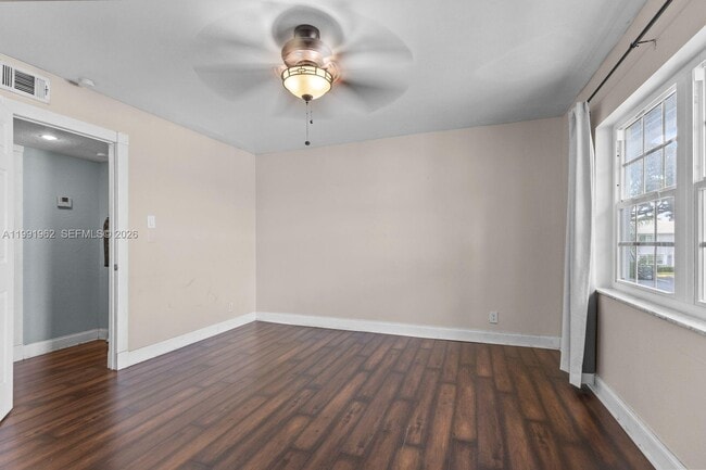 Building Photo - 8069 SW 18th Ct