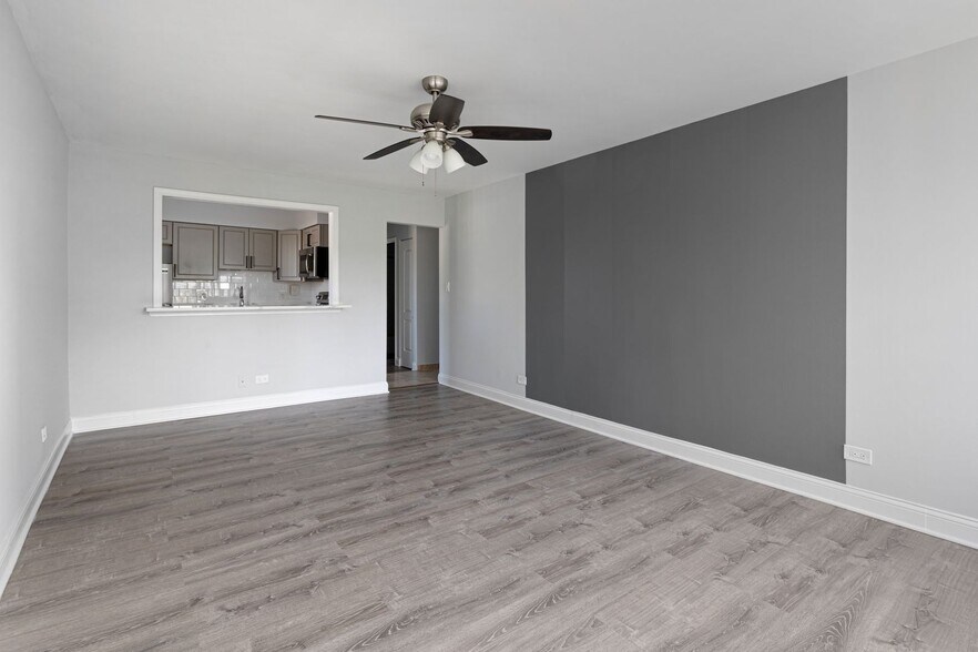 Building Photo - 6021 N Winthrop Ave