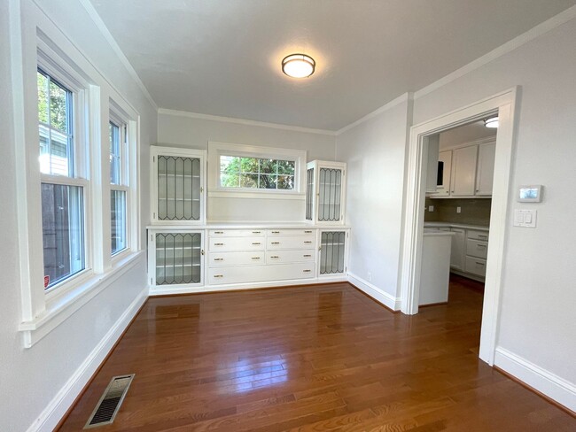 Building Photo - Gorgeous 1920s Richmond Home with Stunning...