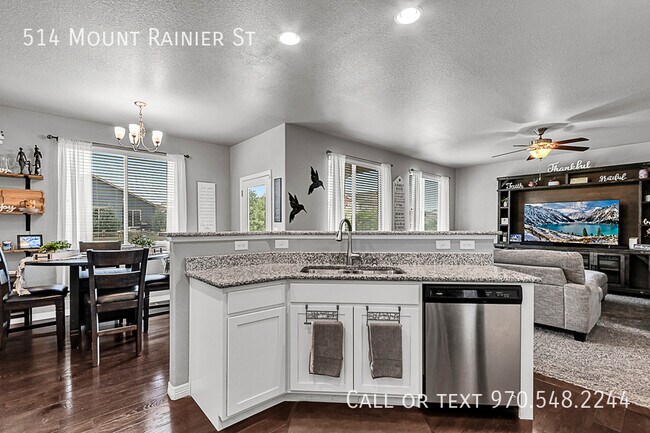 Building Photo - 514 Mount Rainier St