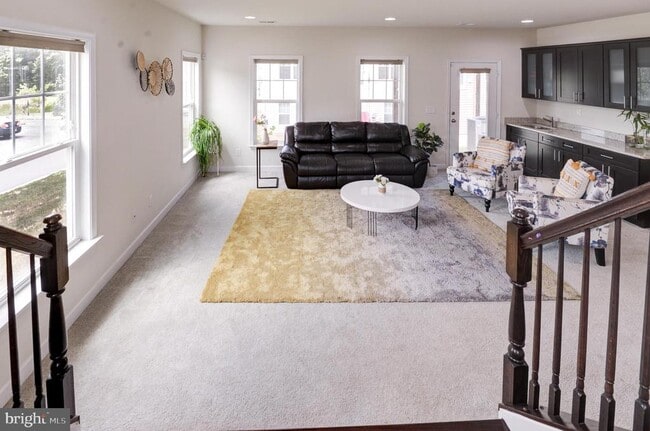 Building Photo - 22283 Pinecroft Terrace