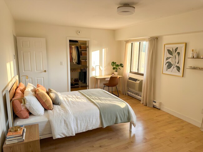 Building Photo - 125 Pleasant St