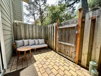 Building Photo - 384 Pine Hill Rd