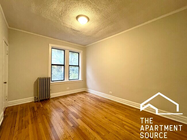 Building Photo - 1540 N Kedzie Ave