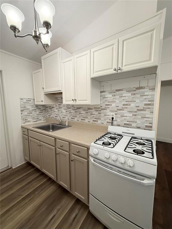 Building Photo - 665 Lake Apopka Blvd