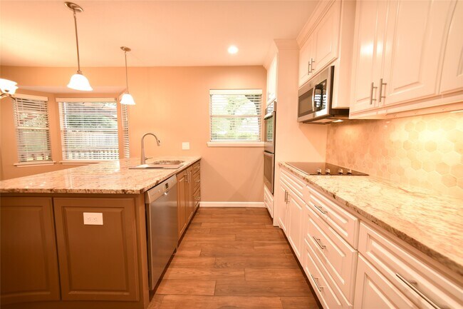 Building Photo - 217 Rachael Ln