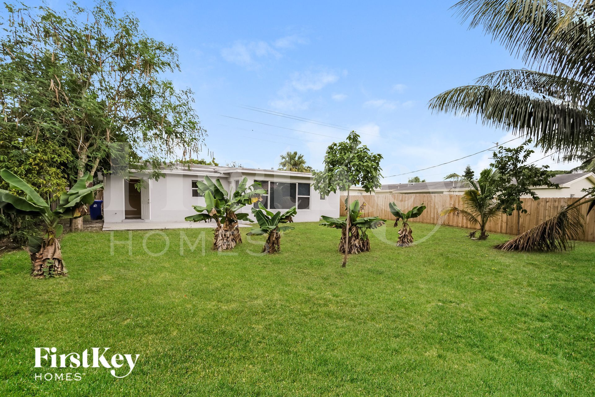 Building Photo - 351 SW 31st Ave