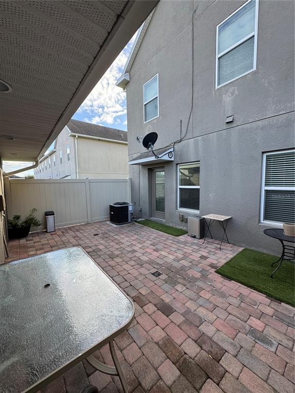 Building Photo - 8057 Sweet Orange Ave