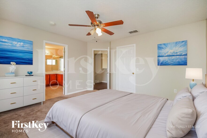 Building Photo - 660 Floridian Dr