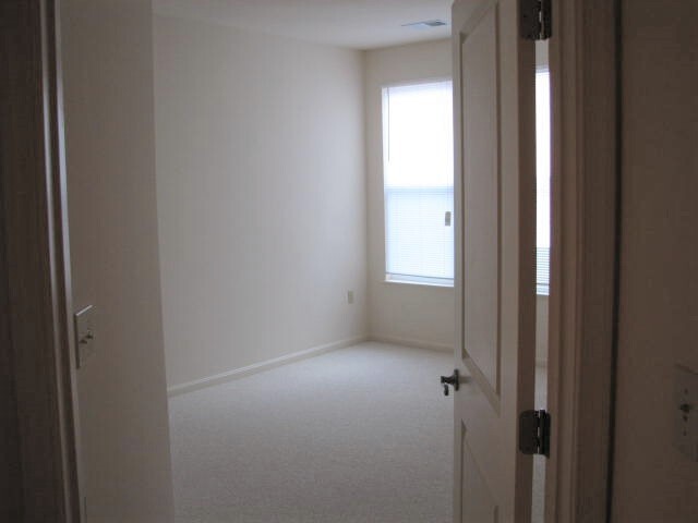 Building Photo - 2665 Prosperity Ave