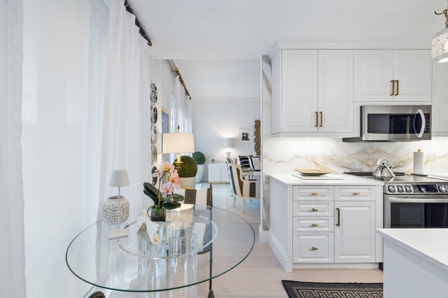 Building Photo - 1801 S Flagler Dr