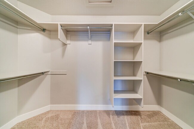 Building Photo - 13124 Tower Ridge Dr