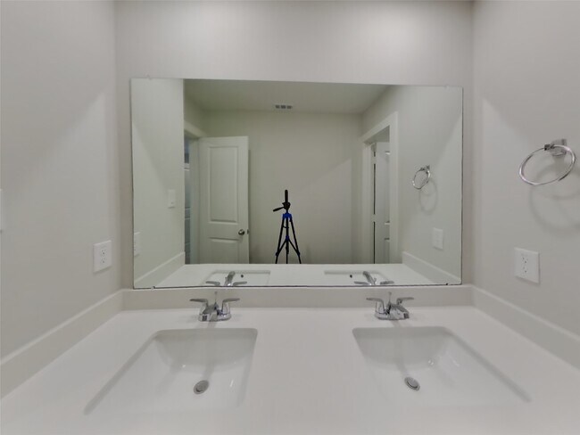 Building Photo - 22627 Terrazzo Dr