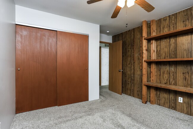 Building Photo - Beautiful 4 Bedroom Home