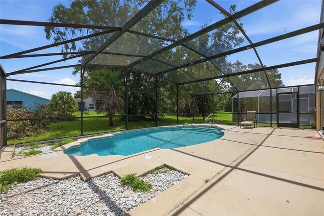 Building Photo - 2537 Chatham Cir