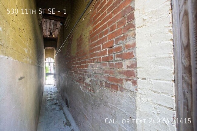 Building Photo - 530 11th St SE