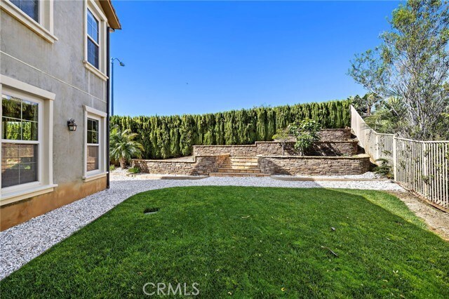 Building Photo - 18 Via Cima