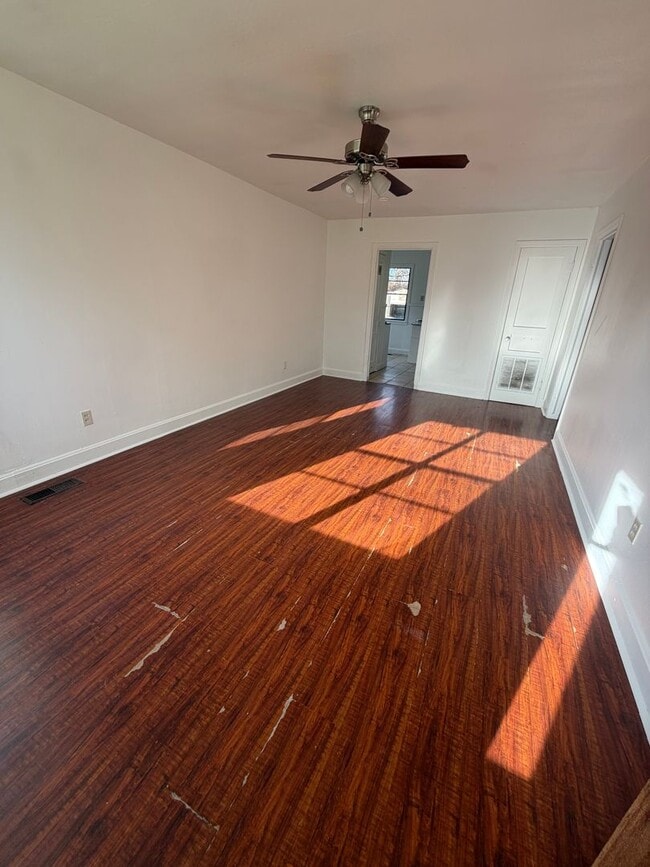 Building Photo - 507 N 34th St