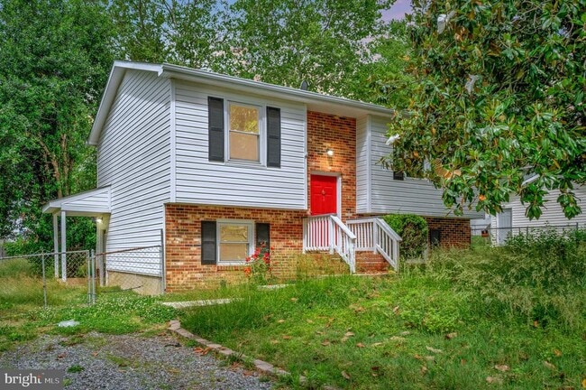 Primary Photo - 2111 Mills Dr