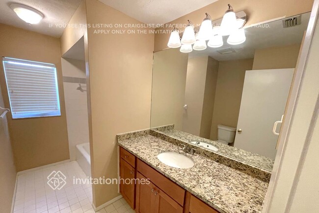 Building Photo - 1514 Quail Lake Dr