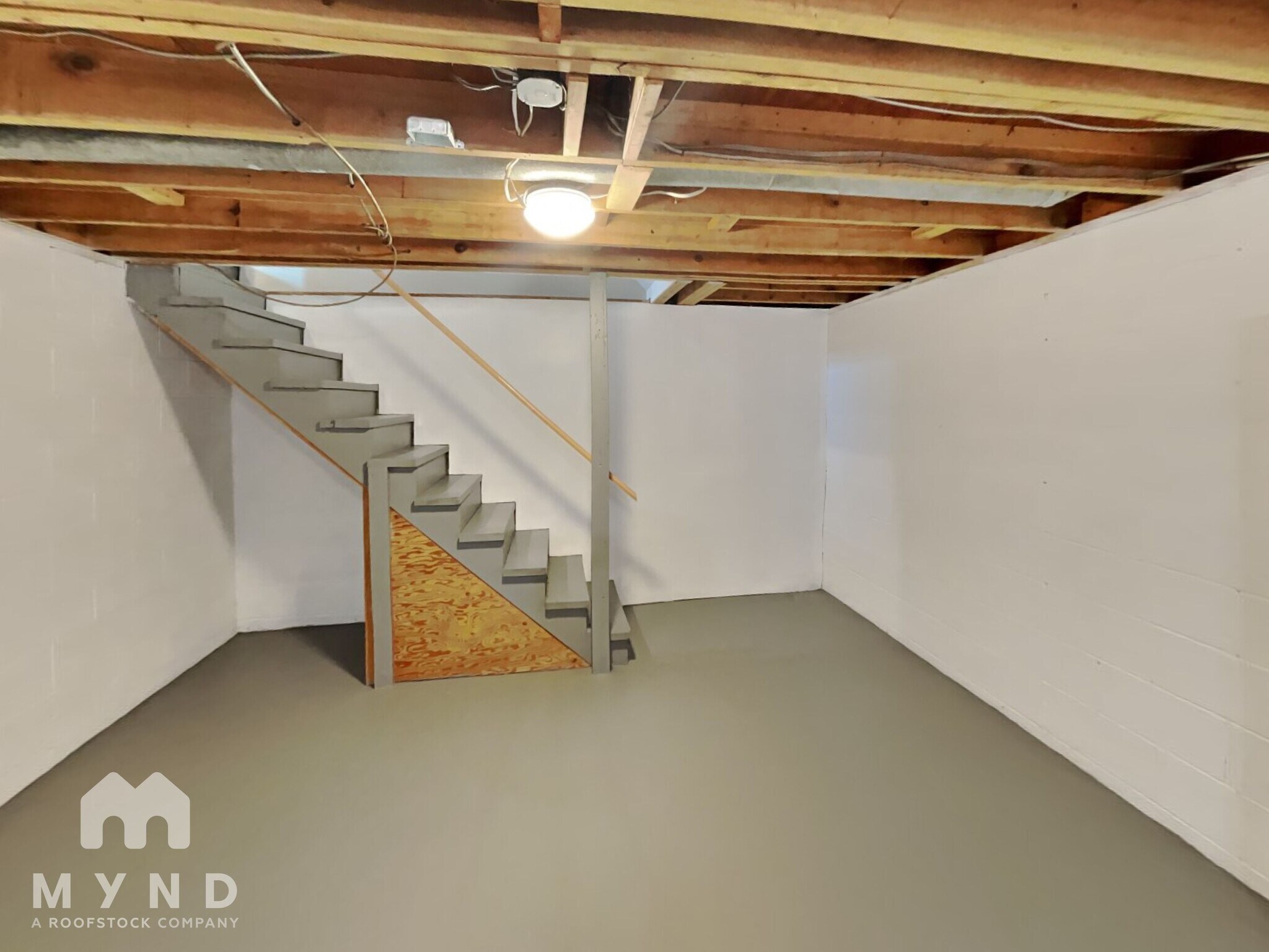 Building Photo - 5621 Oakmont Dr