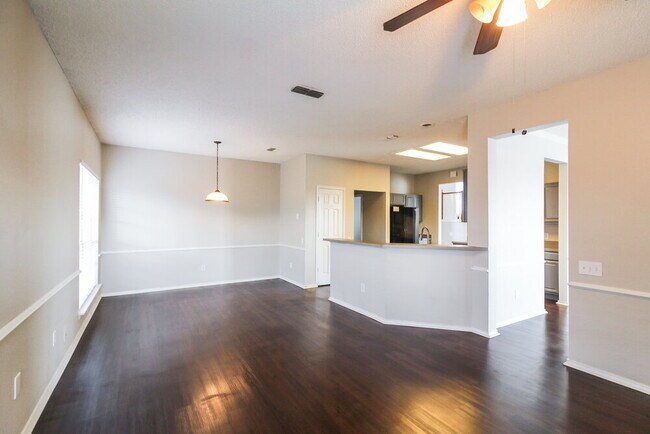 Building Photo - 7002 Cadillac Blvd