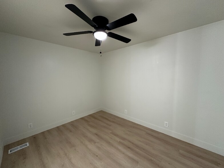 Building Photo - 1340 S 200 E