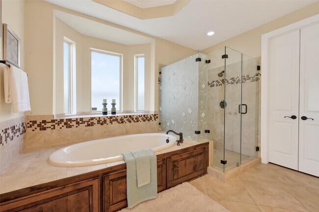 Building Photo - 28423 Tall Juniper Hill Dr