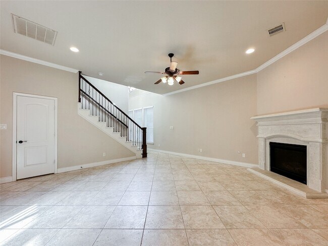 Building Photo - 23 Jonquil Pl