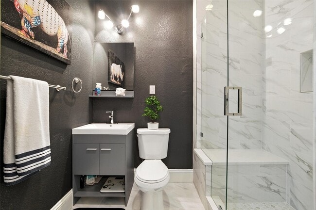 Building Photo - 13401 Mardi Gras Ln