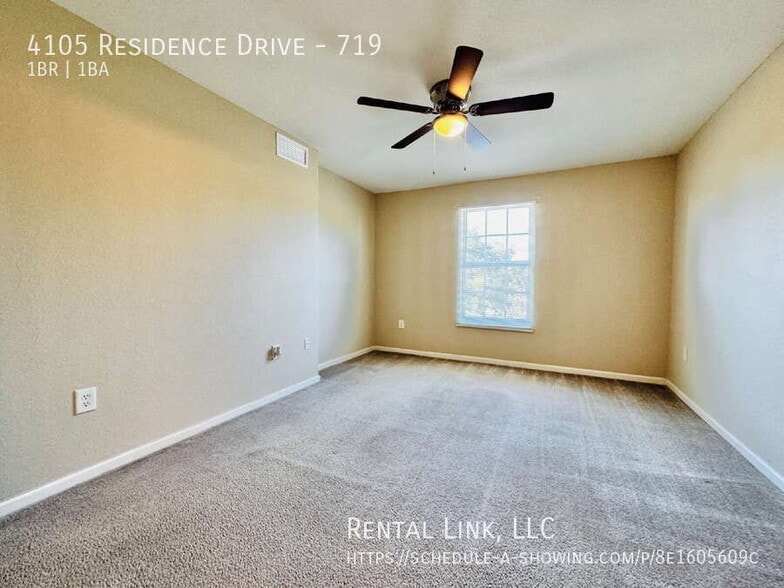 Building Photo - 4105 Residence Drive