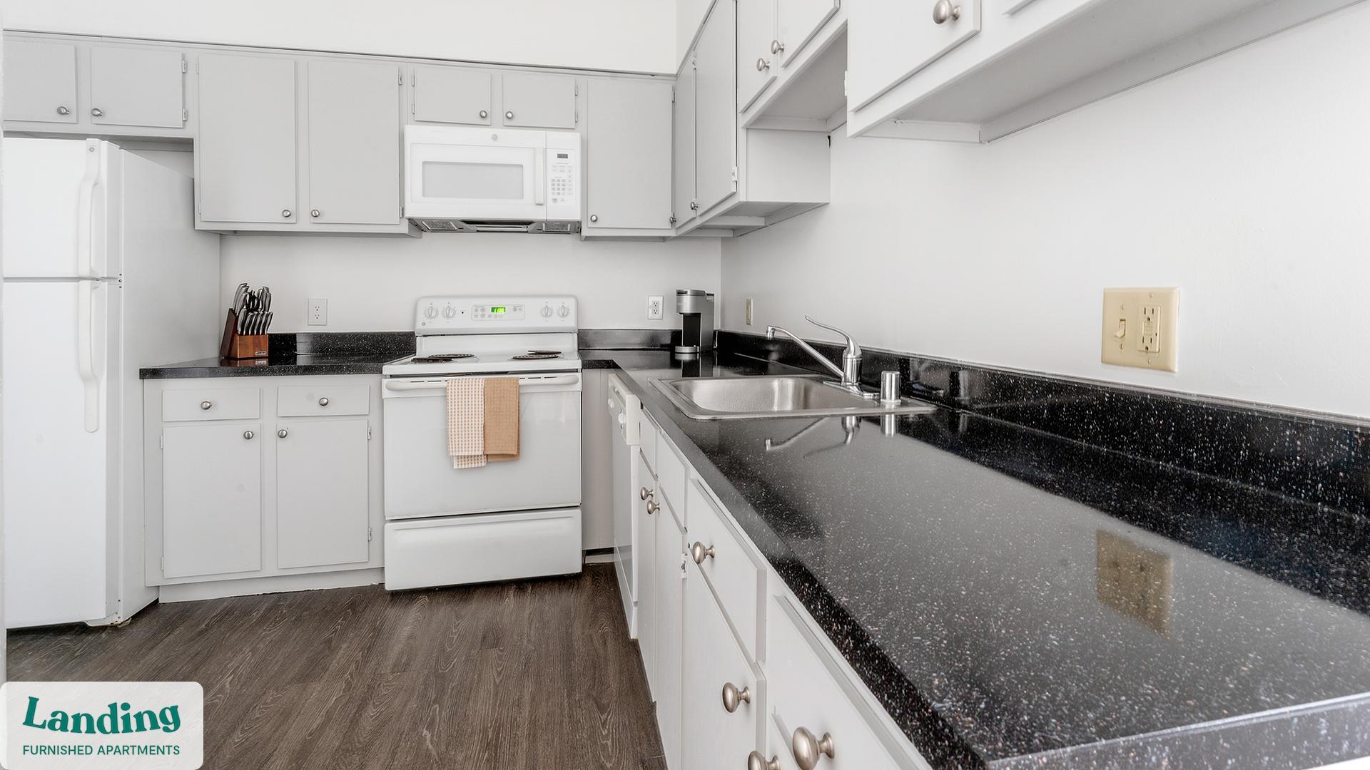 Building Photo - 222 E Saratoga St