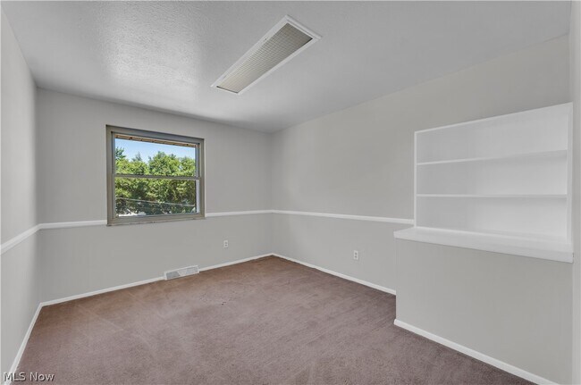 Building Photo - 13575 Starlite Dr
