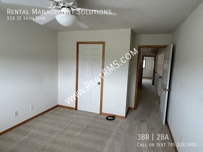 Building Photo - 918 SE 44th Terrace