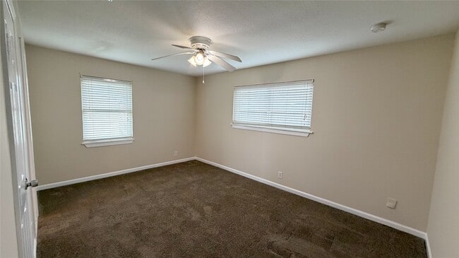 Building Photo - 1808 Dolphin Dr