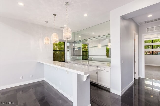 Building Photo - 4198 Bronze Ridge St